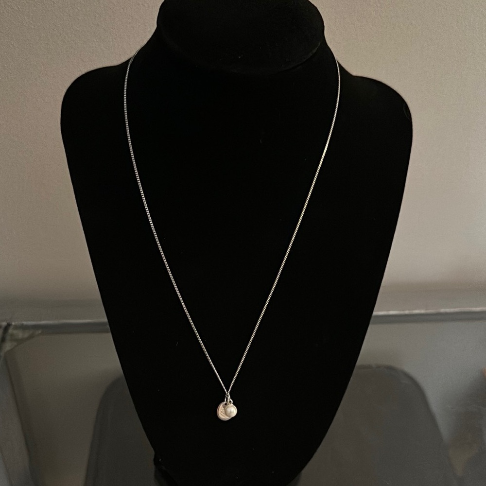 Simply Vera Vera Wang Sterling Silver Necklace with Pearl Pendant NWT